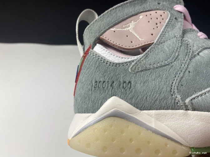 7 Neutral Air Grey Retro Jordan CT8528-002 0630